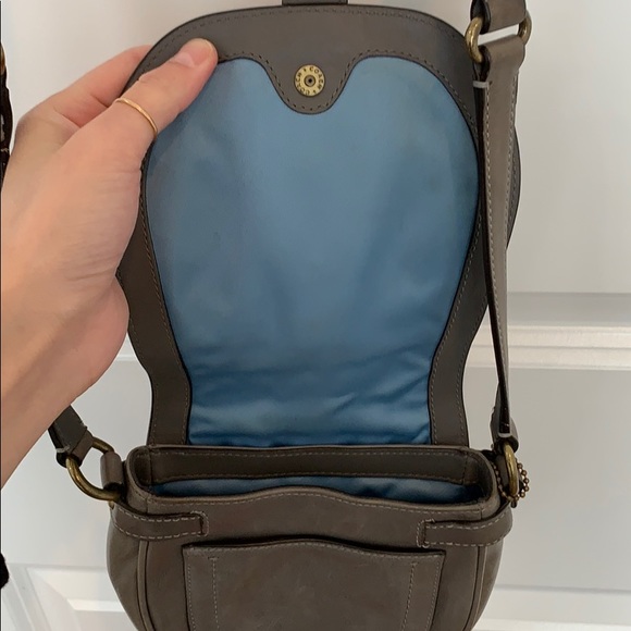 Coach taupe purse - Picture 4 of 6